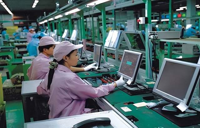 富士康在美投資遇挫 軟件外包服務戰(zhàn)略失策與百億損失之痛